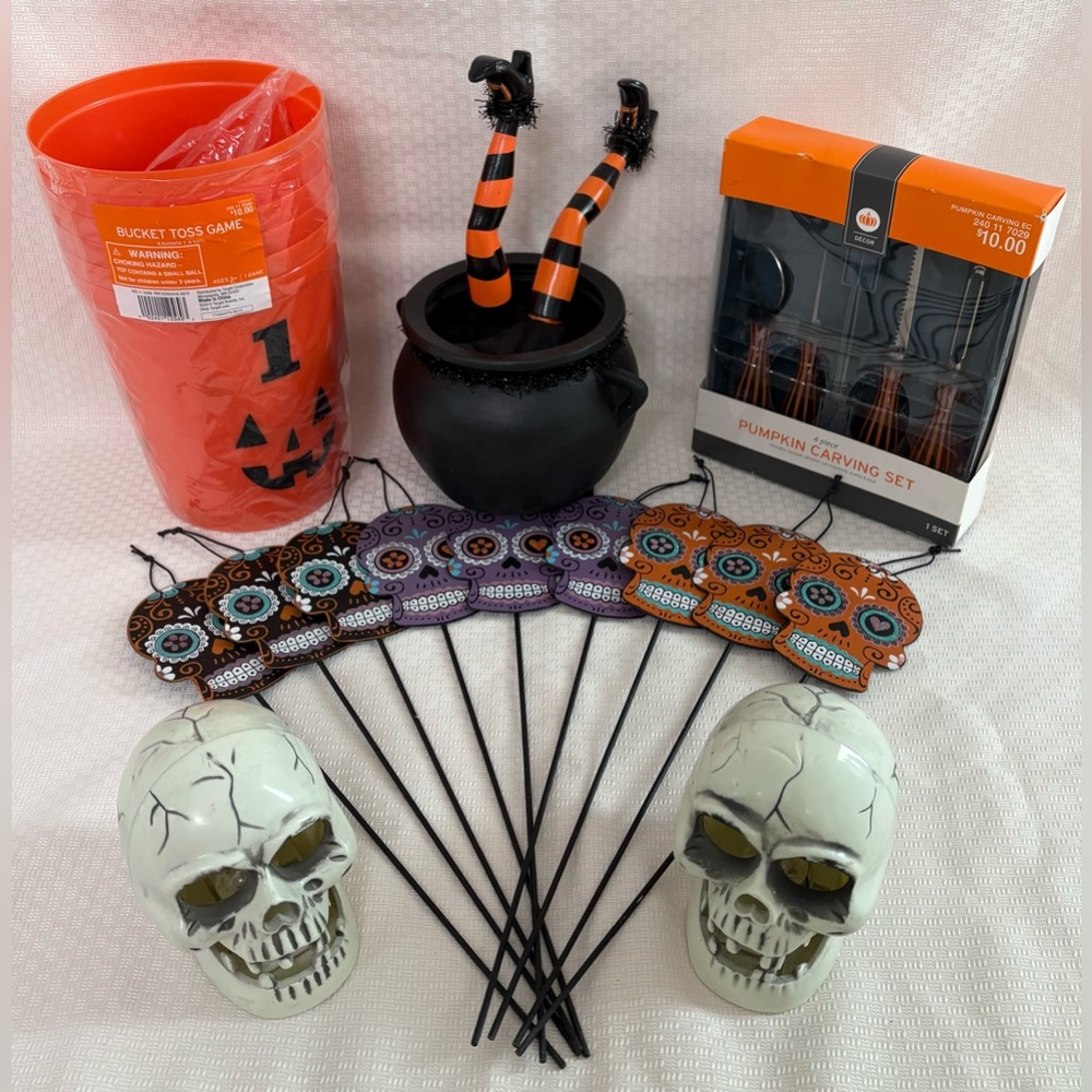 Halloween Bundle ( 19 pcs )
